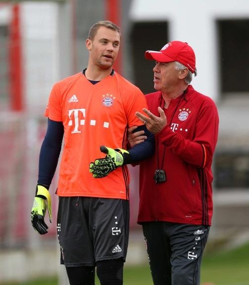 一个悬而未 一个悬而未