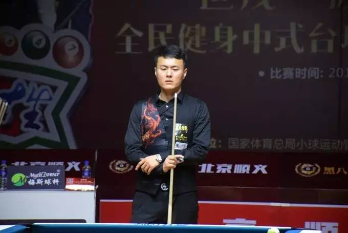 视频:Uzi名人堂皮肤幕后故事 | 薇恩、殿堂传奇 卡莎和联盟不朽 卡莎原画